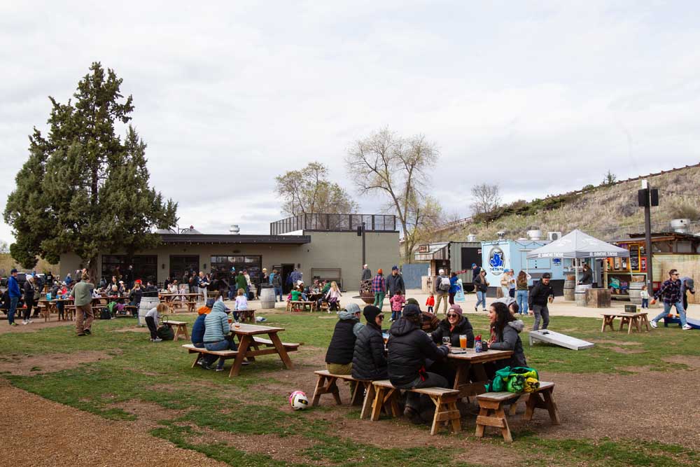 bendbulletin.com - none - Local beer, cider brands combine to form new collective