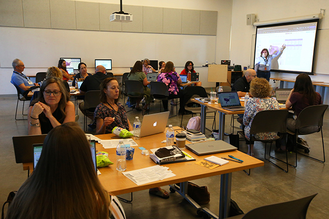 Oregon educators work to expand computer science