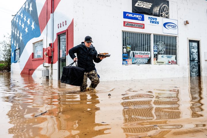 Flash flooding in northern California leads to soaked roads, water rescues and one death