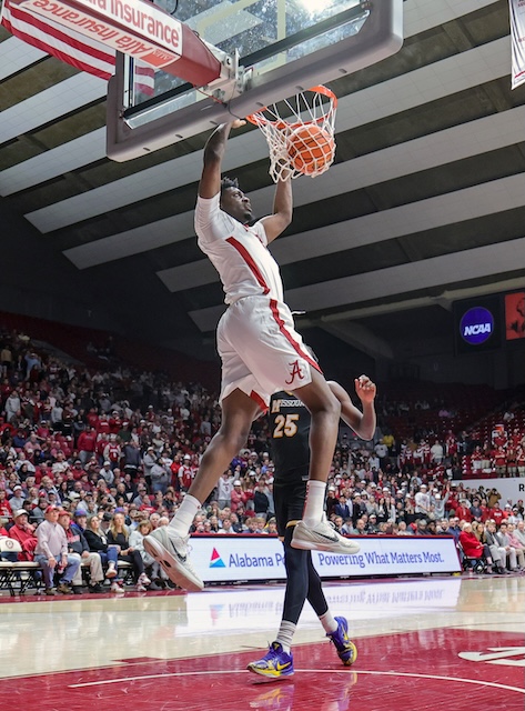 Commentary: Keep judges and politicians out of college sports