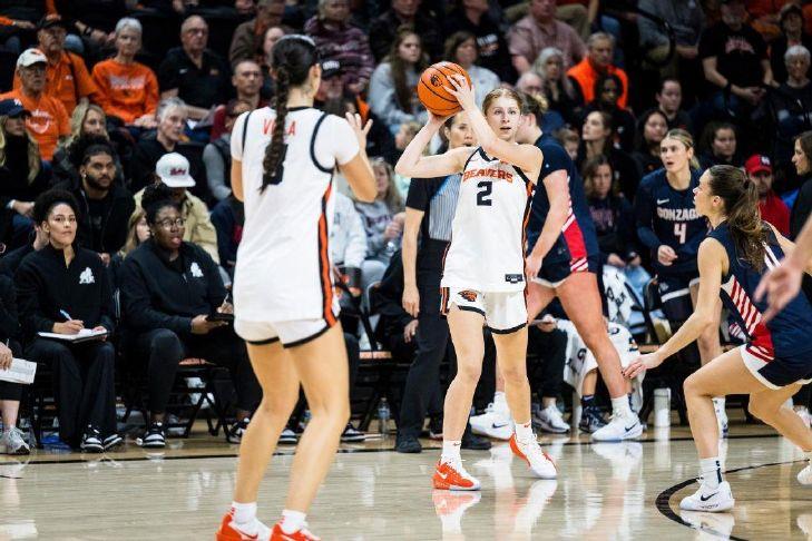 ‘She’s a sponge,’ Katie Field ascends to Oregon State’s sixth man