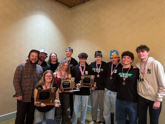 Bend High, Summit skiers excel at state alpine championships